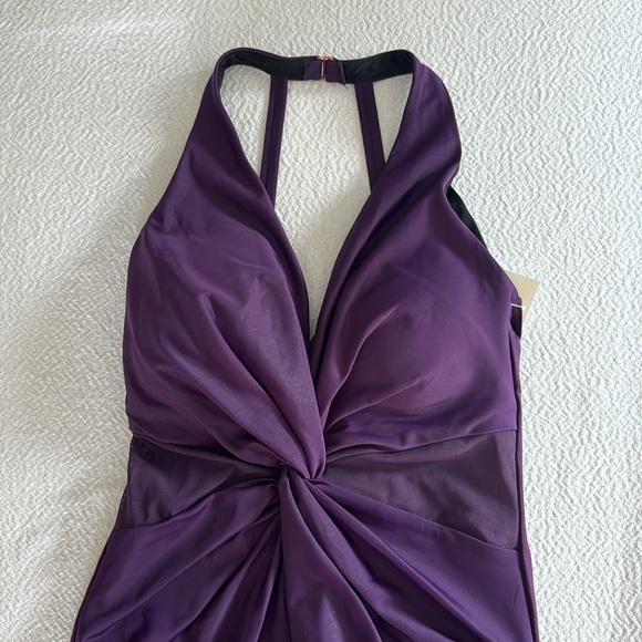 Miraclesuit Illusionists Wrapture One Piece Swimsuit, size 10, $182 - Picture 6 of 9